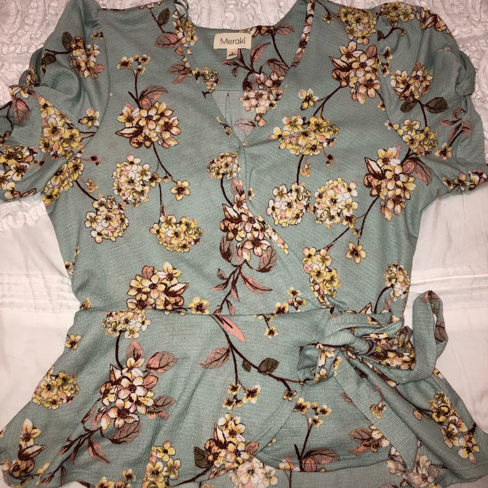 Meraki top